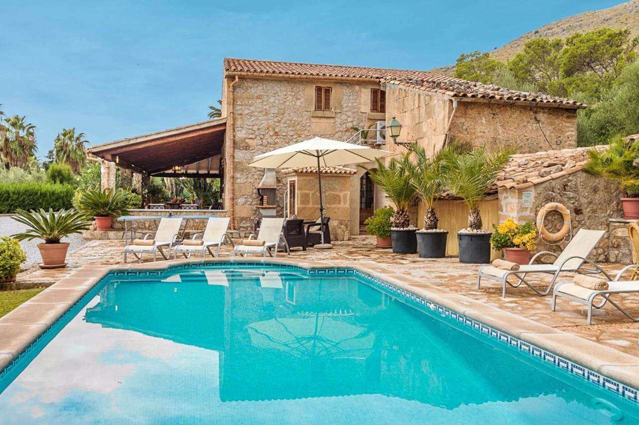 Villa Mosson By Sealand Villas Port de Pollenca Exterior photo