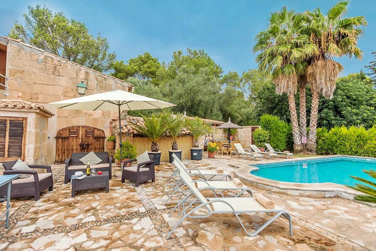 Villa Mosson By Sealand Villas Port de Pollenca Exterior photo