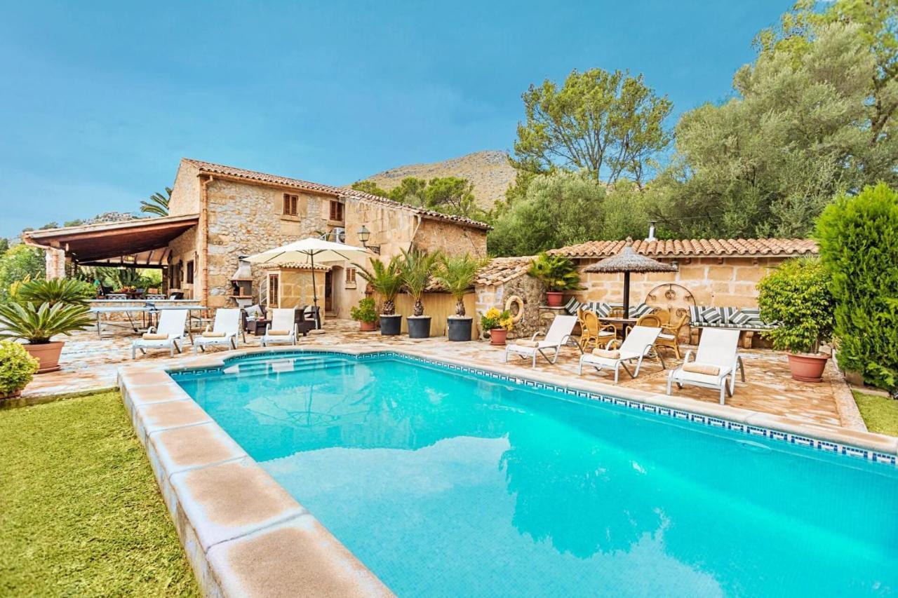 Villa Mosson By Sealand Villas Port de Pollenca Exterior photo